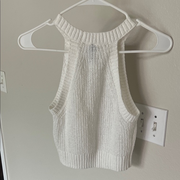 H&M Divided Off-White Textured Halter Top - Picture 3 of 6